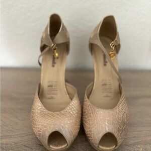 Elegant Beige Peep-Toe Heels